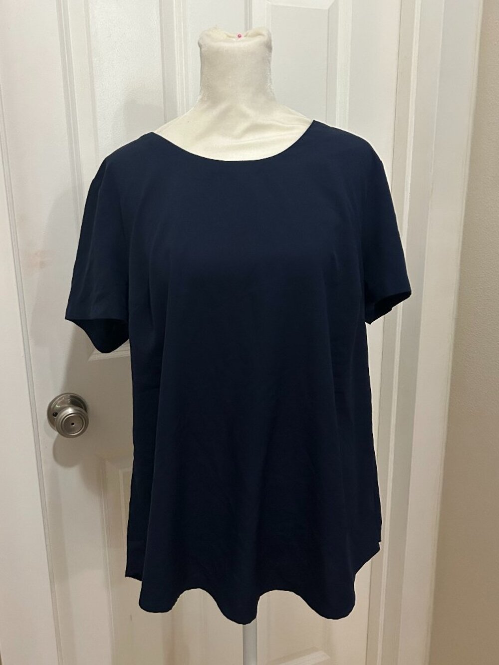 Merona Short-sleeved Scoop Neck Blouse - M